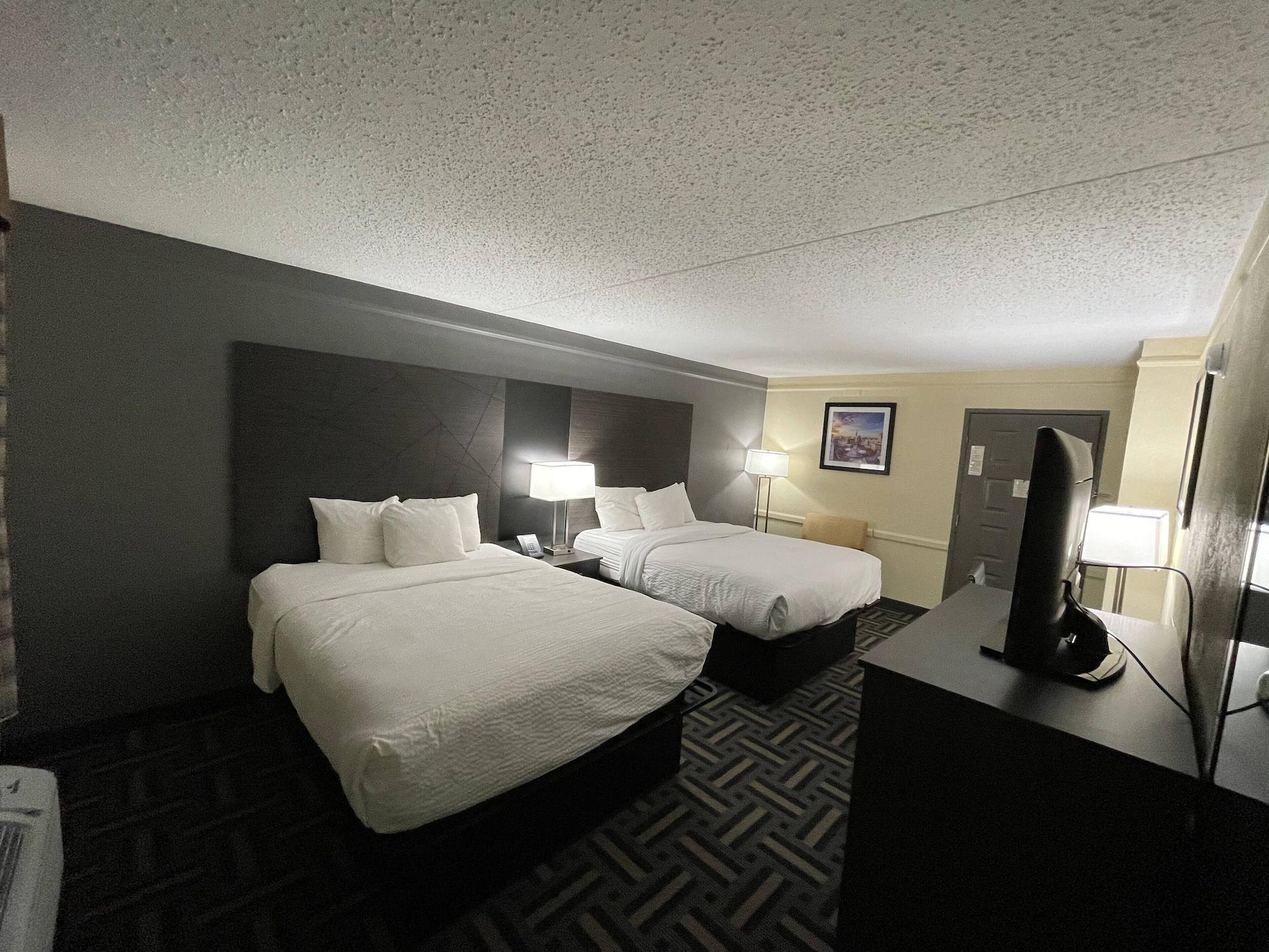 La Quinta Inn By Wyndham Indianapolis Airport Lynhurst Exterior photo